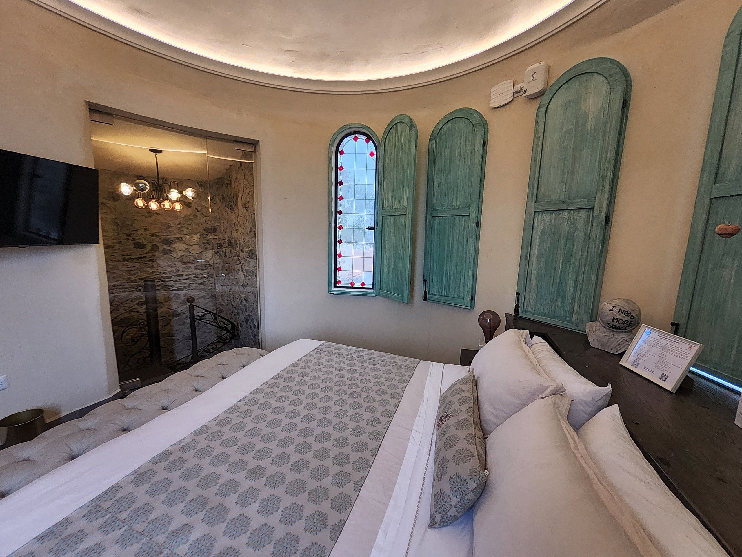 Suite | 1 bedroom, iron/ironing board (on request), WiFi (free)