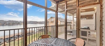 LAKE Vibes - Private lakefront condo with beautiful lake views!