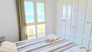 Unclassified image, 2 of 59, button - Apartament Catamaran I by DENIA COSTA (Dénia)
