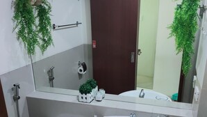 Unclassified image, 5 of 11, button - The Catalina Suite at The Beacon Makati (Makati)