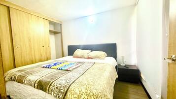 2 bedrooms, WiFi, bed sheets