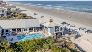 Unclassified image, 3 of 50, button - 🌅 Top-Floor Ocean View 1BR | Updated | Private Balcony & Beachfront Pool (New Smyrna Beach)