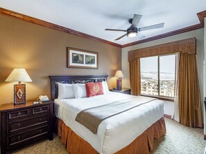 4 quartos, ferros/tábuas de passar roupa, Wi-Fi, roupa de cama