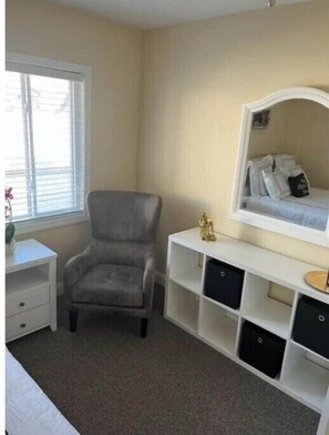 1 chambre, fer et planche à repasser, Wi-Fi, draps fournis