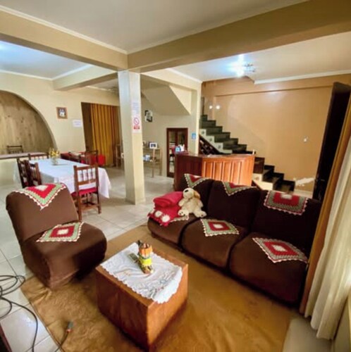 Los Olivos Hostel - VIP Room with private bathroom