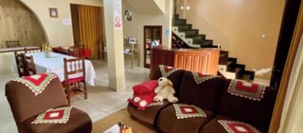 Los Olivos Hostel - VIP Room with private bathroom