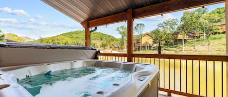 Bain à remous extérieur