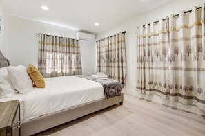 1 chambre, bureau, fer et planche à repasser, Wi-Fi gratuit