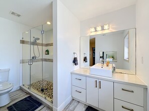 Shower, hair dryer, shampoo
