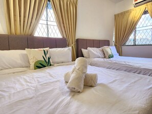 5 dormitorios, tabla de planchar con plancha, wifi y ropa de cama