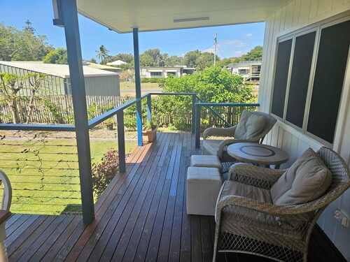 Salt & Serenity, Beachy Cottage to Relax