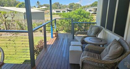 Salt & Serenity, Beachy Cottage to Relax