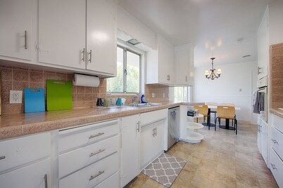   the tranquility of a serene stroll just two blocks from Stanford University.