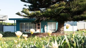 Property grounds - The Middleton Shack -185 Newell (Middleton)