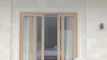 Deluxe Double Room | 1 bedroom, laptop workspace, free WiFi