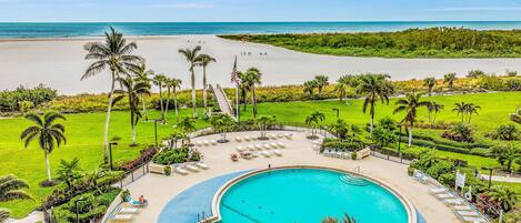 Et oppvarmet basseng