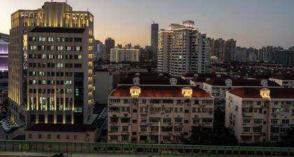 Shanghai Moxi Homestay Sports Stadium