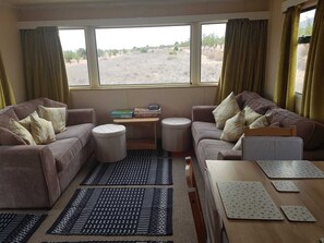 Interior - Relaxing and Tranquil Pinoso Mountain View Retreat & pool 3km from lovely Pinoso (Pinoso)