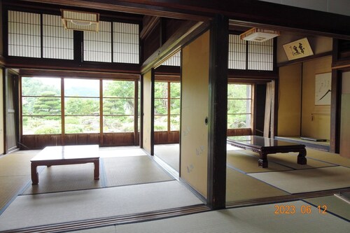 Enjoy your own time in the original Japanese landscape True luxury 150yearold building for r / Nanyo Yamagata