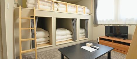 1 bedroom, desk, free WiFi, bed sheets