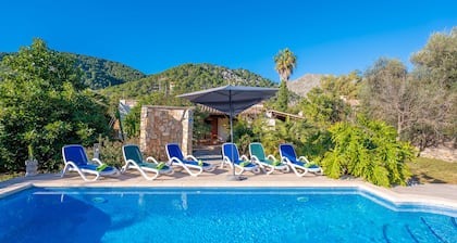 CA NA XISCA (POLLENÇA) - Rustic villa with private pool and free Wi-Fi