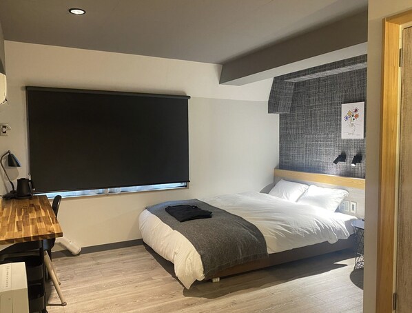 1 bedroom, desk, free WiFi, bed sheets