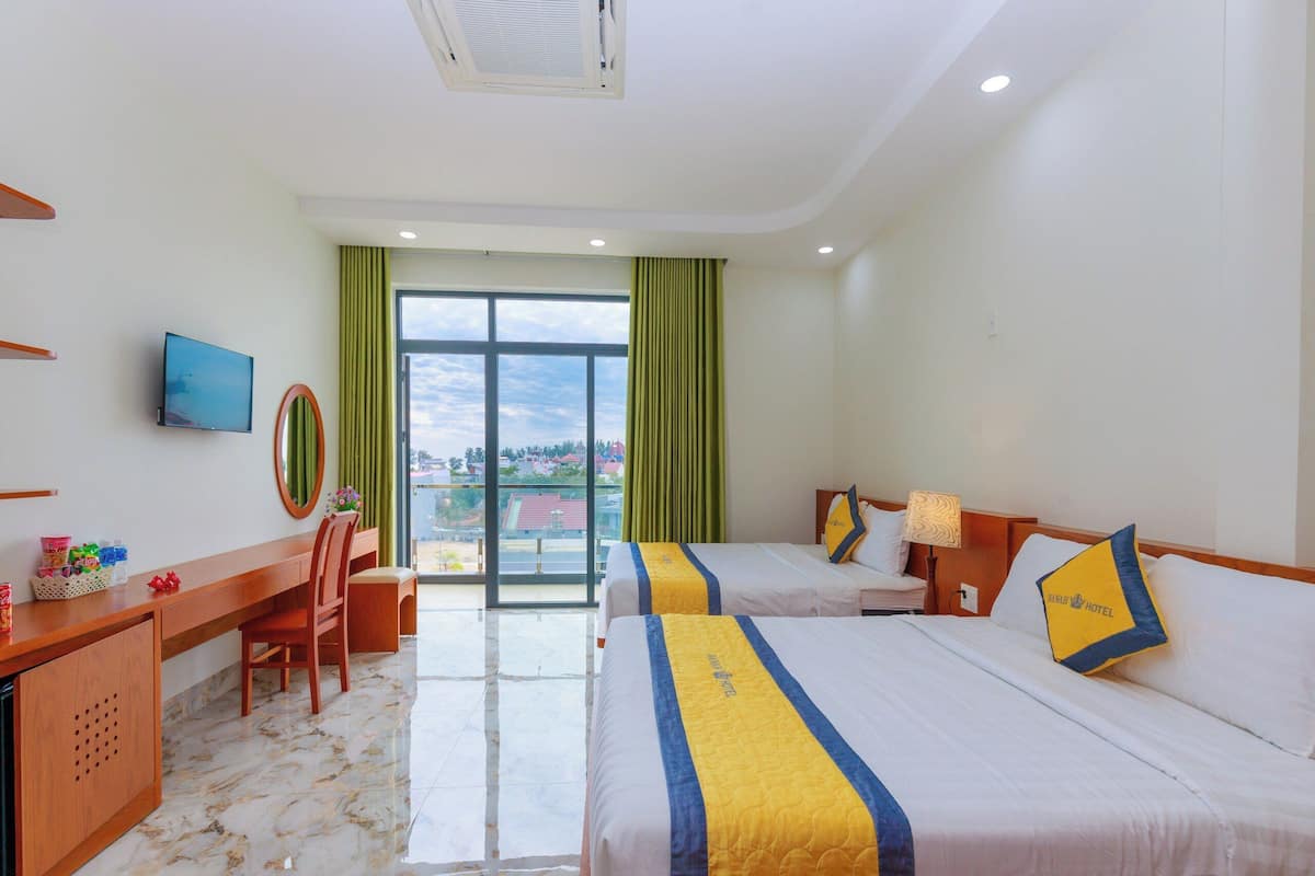 Deluxe Double Room, City View