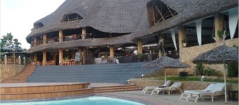 Tranquil hotel suite in Watamu with AC, fitness room, WiFi