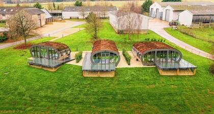 Sustainable Pod on Old Chalford Farm