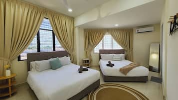 4 bedrooms, iron/ironing board, WiFi, bed sheets