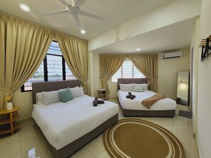 4 bedrooms, iron/ironing board, WiFi, bed sheets