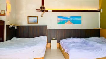 1 bedroom, desk, free WiFi, bed sheets