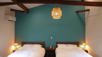 1 bedroom, desk, free WiFi, bed sheets