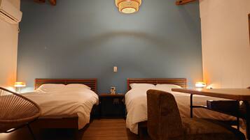 1 bedroom, desk, free WiFi, bed sheets