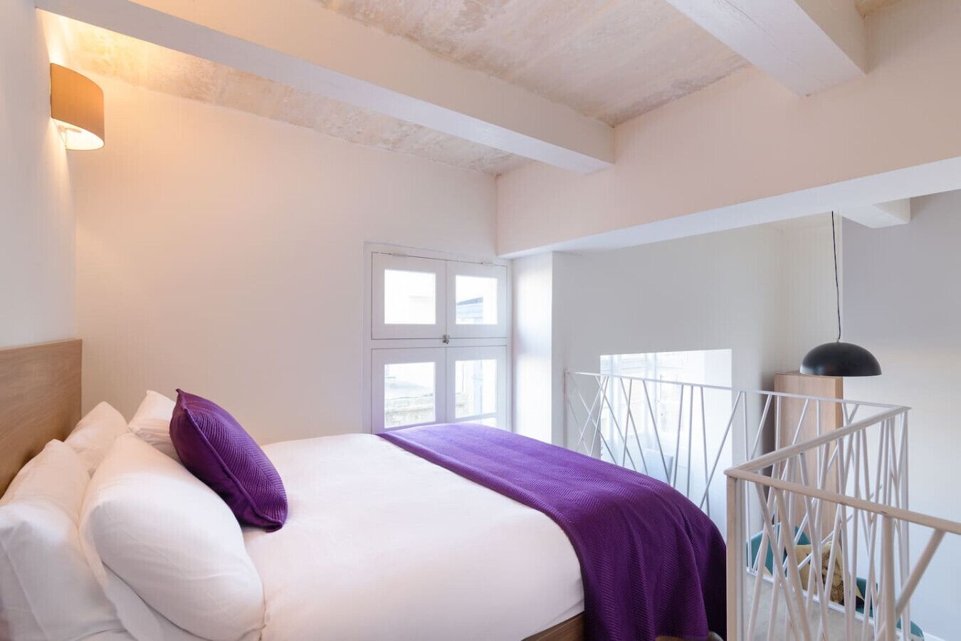 1 habitación, tabla de planchar con plancha y wifi 