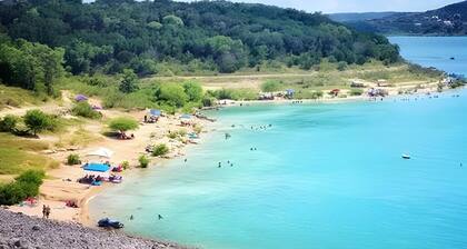 Luxury Retreat for 28 Terracotta Bliss Getaway