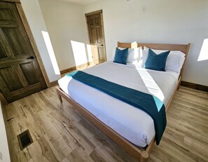 6 bedrooms, iron/ironing board, travel crib, free WiFi