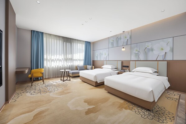 Tomannsrom – comfort | Skrivebord, skrivebord for bærbar PC og wi-fi (inkludert)