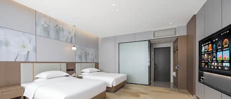 豪华双床房 | 办公桌、笔记本电脑工作区、免费 WiFi