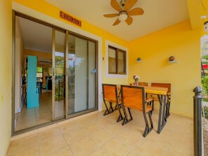 Outdoor dining - Tropical Waves #1 2 bed 2 Bath Tropical Living Made Easy (Playas del Coco)