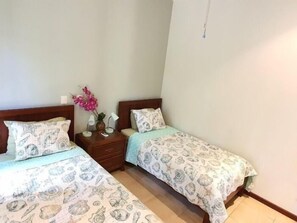 3 habitaciones, acceso a internet y ropa de cama 