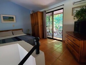 1 habitación, internet y ropa de cama 