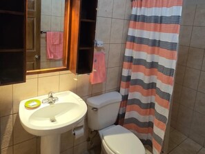Towels - Vista Hermosa D2 2 bed 2 bath Spacious & Fully Equipped Condo (Playa Hermosa)