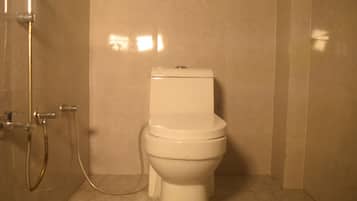 Quarto casal ou duplo conforto | Banheiro | Toalhas de banho, sabonete