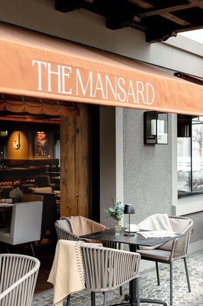 Cafe - Miiro The Mansard (Saanen)