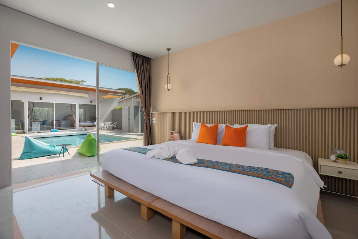 1 bedroom, premium bedding, down duvets, pillow-top beds