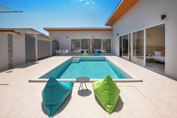 Udendørs pool