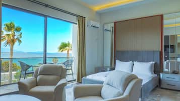 Superior Deniz Manzarali Oda | In-room safe, free WiFi, bed sheets