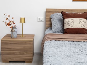 2 bedrooms, internet
