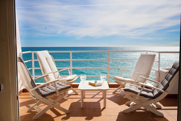 Property grounds - Steps To Sand Pad N Barcelona 3 Room 2 Bath Pkng (Sant Pol de Mar)